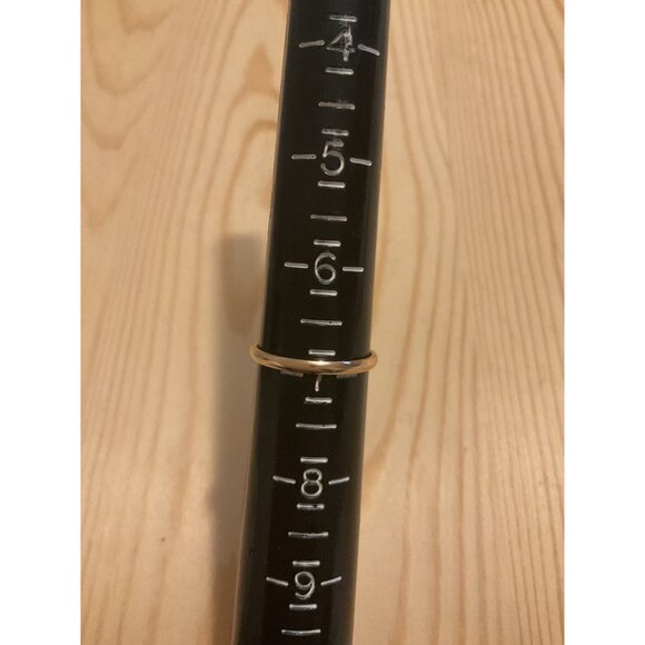 Simple Gold-Tone Band Ring Size 7 - Picture 3 of 3